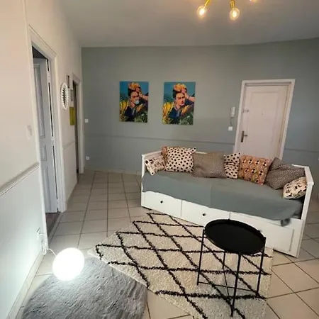 Le Bubble Apartment *